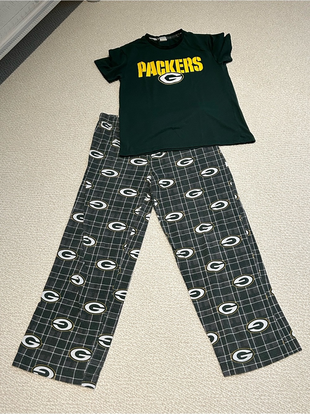 Green Women’s Pajama Set with Logo